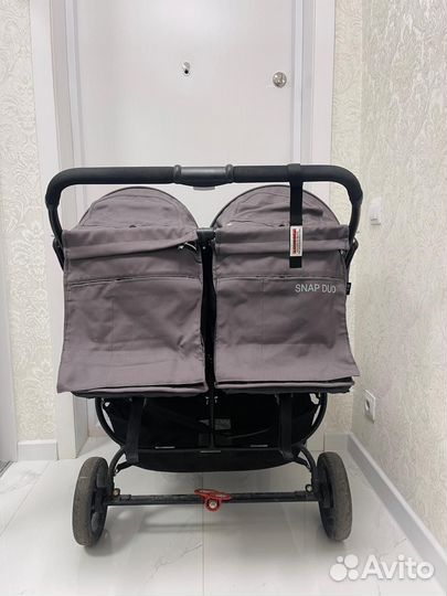 Коляска для двойни/погодок Valco Baby Snap Duo