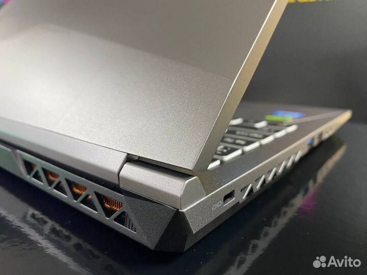 Новый Thunderobot i7/16Gb+SSD 512Gb/RTX 4060