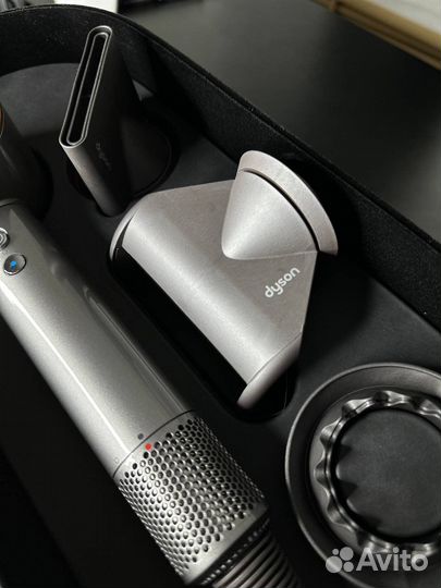 Фен Dyson Supersonic HD 08