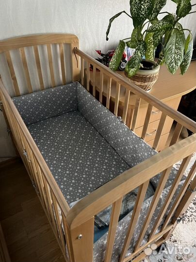 Детская кроватка + матрас