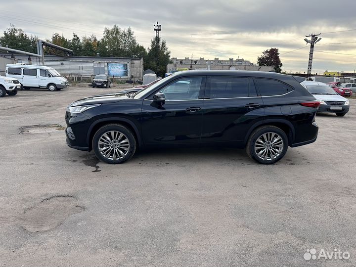 Toyota Highlander 2.0 AT, 2023, 5 351 км