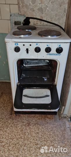 Электроплита Лысьва трехкомфорочная