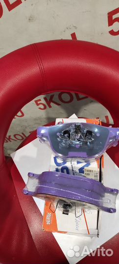 Колодки тормозные дисковые передние BMW X5 X6 E70