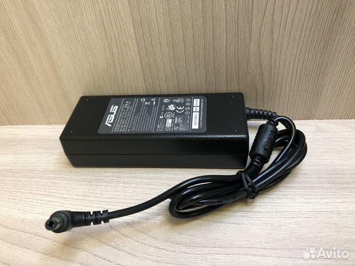 Зарядка для ноутбука Asus 19V 4.74A (90W) 5.5x2.5м
