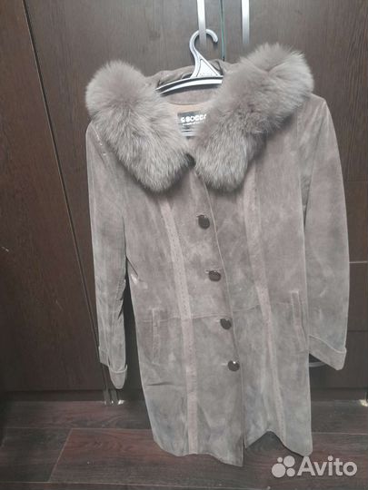 Кожаный плащ