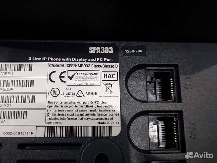 IP телефон Cisco spa303