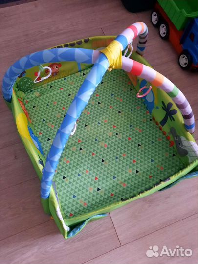 Развивающий коврик