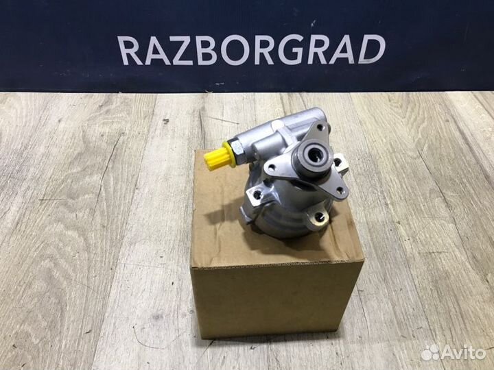 Насос гидроусилителя Renault Master 3