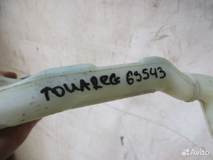 Горловина бачка омывателя VW Touareg 2002-2010