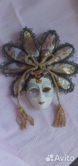 Маски декоративные