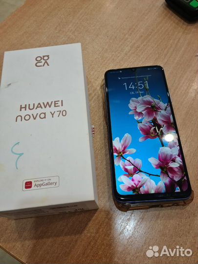 Смартфон huawei nova Y70 4/128Gb