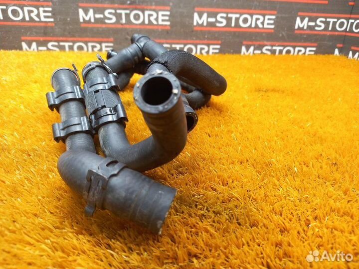 Патрубок системы охлаждения Volkswagen Golf 1K BLG