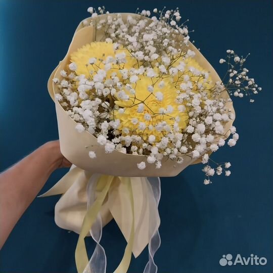 Букет к 1 сентября хризантемы