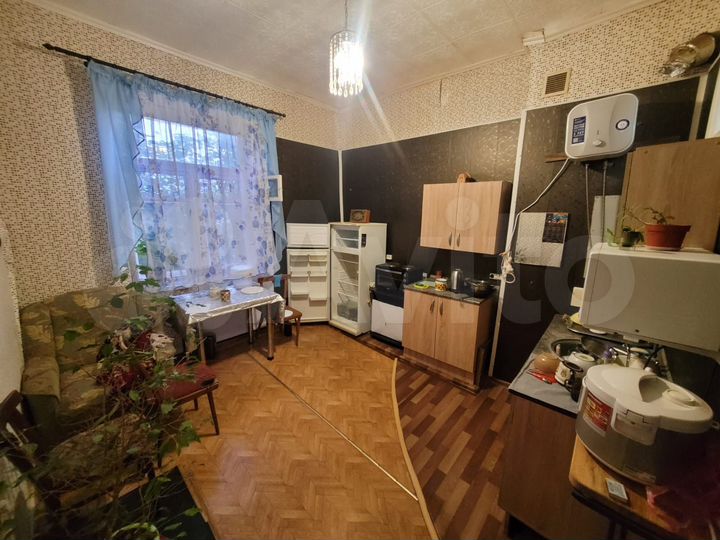 Комната 10 м² в 1-к., 2/3 эт.