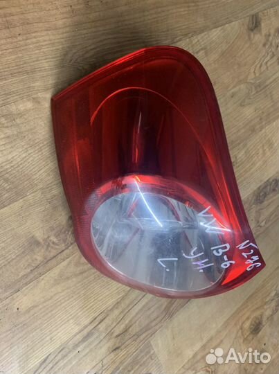 Фонарь задний левый vw Passat B6