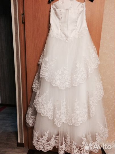 Продам свадебное платье