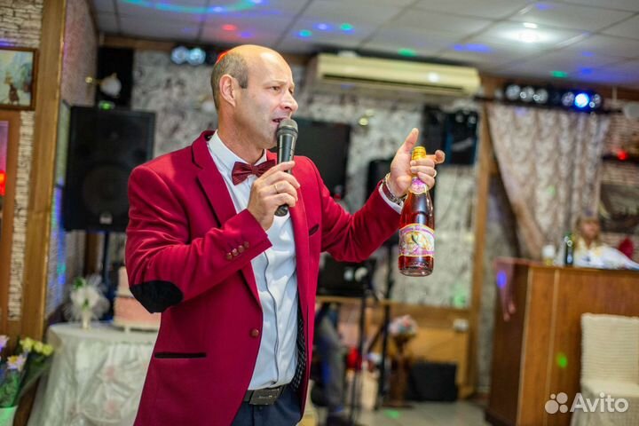 Зажигательный ведущий черноморского побережья