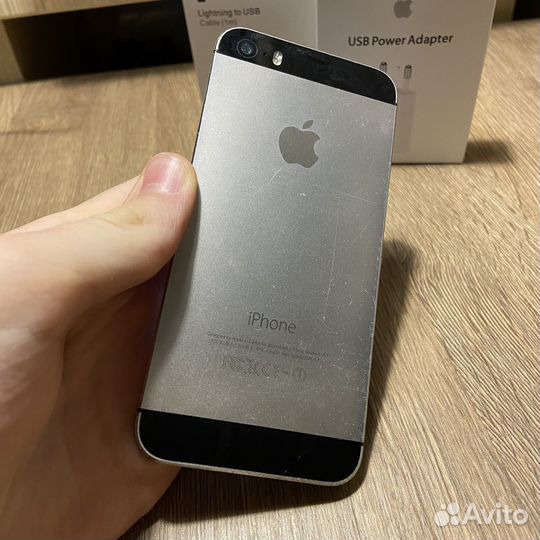 iPhone 5S, 16 ГБ