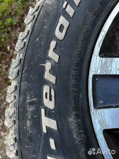 Bfgoodrich All-Terrain T/A KO2 295/85 R16