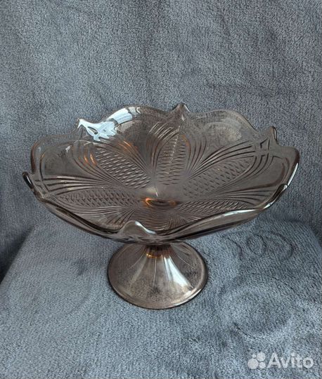 Ваза для фруктов цветное стекло