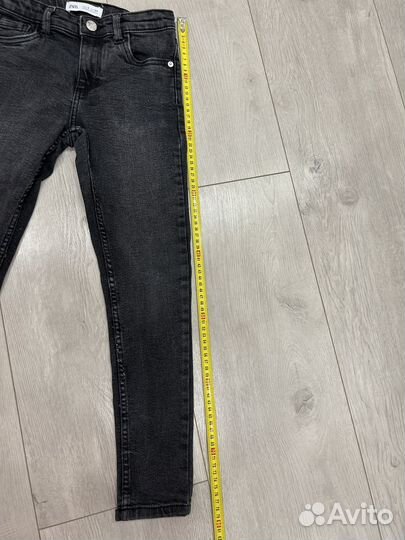 Джинсы zara 134 рост, кофты в подарок