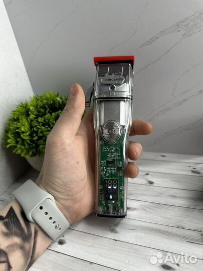 Машинка для стрижки волос профессиональная