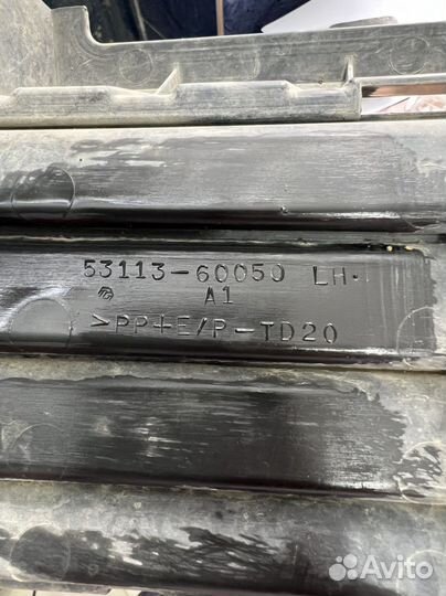 Решетка Lexus GX460 2009-2012 левая правая