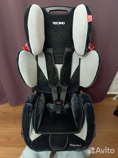 Автокресло Recaro young sport