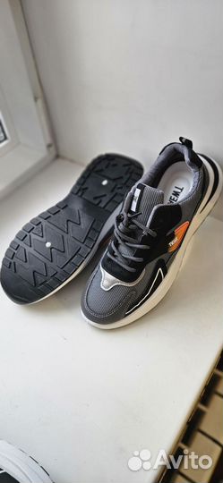 Кроссовки мужские. Лето.весна