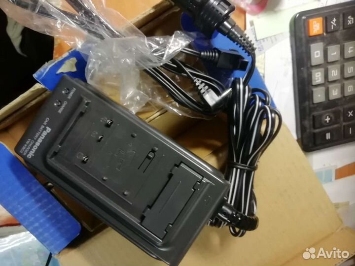 Зарядное к видеокамер Panasonic