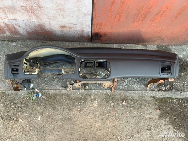 Торпедо Subaru Impreza GC 2.2 1997