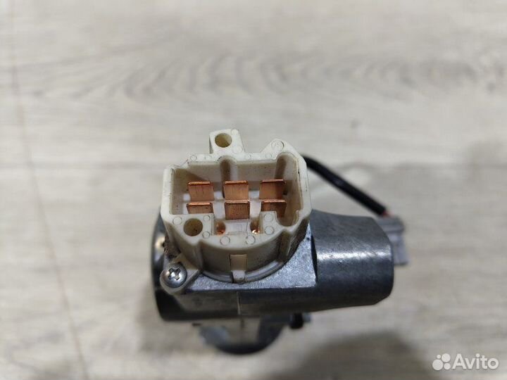 Замок зажигания Nissan Tiida C11 HR16 2008