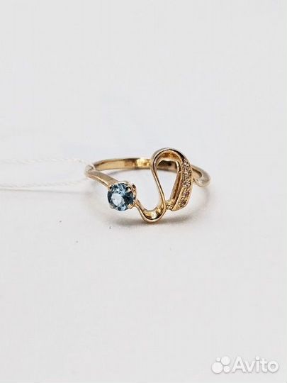 Золотое кольцо с камнем 17р