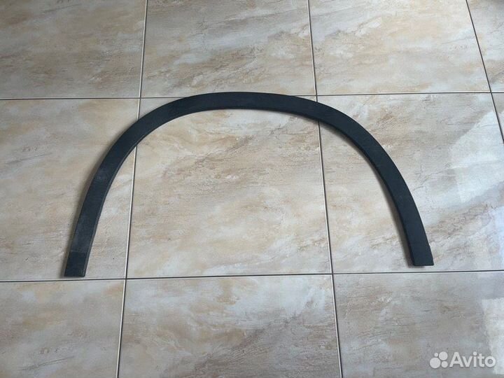 Расширитель крыла передний правый Mercedes X 156