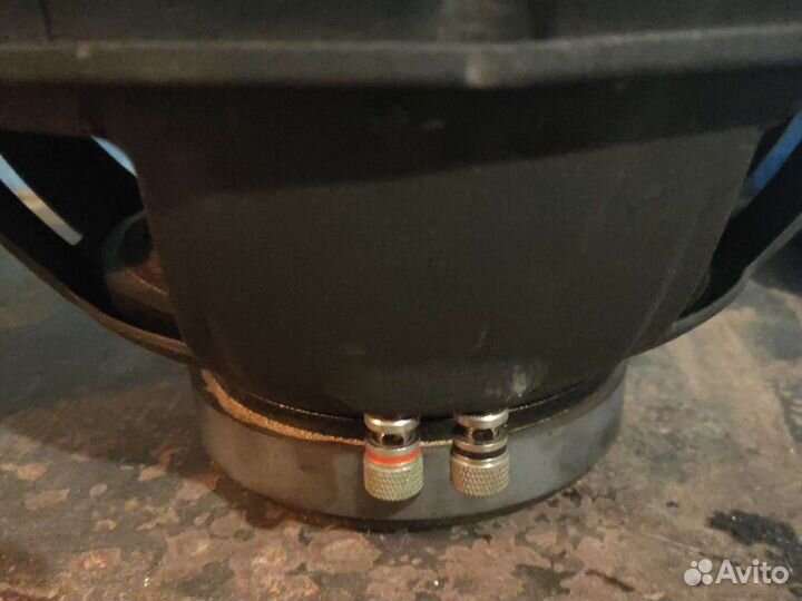 Продаю сабвуфер mystery