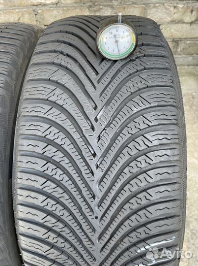 Michelin Alpin 5 215/55 R17