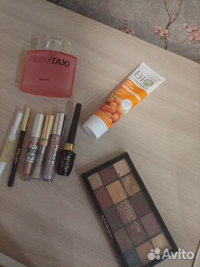 Набор косметики пакетом