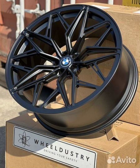 Кованые диски BMW X6 G06 R22