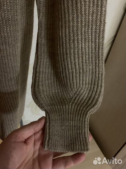 Джемпер женский с капюшоном бренда Zizi (Дания)