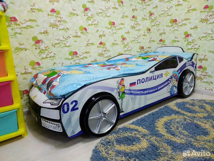 Кровать машинка детская
