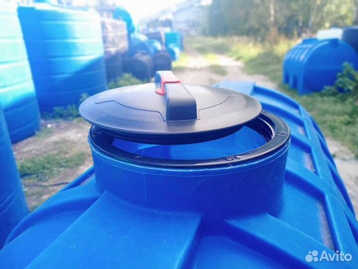 Емкость пластиковая для топлива, воды