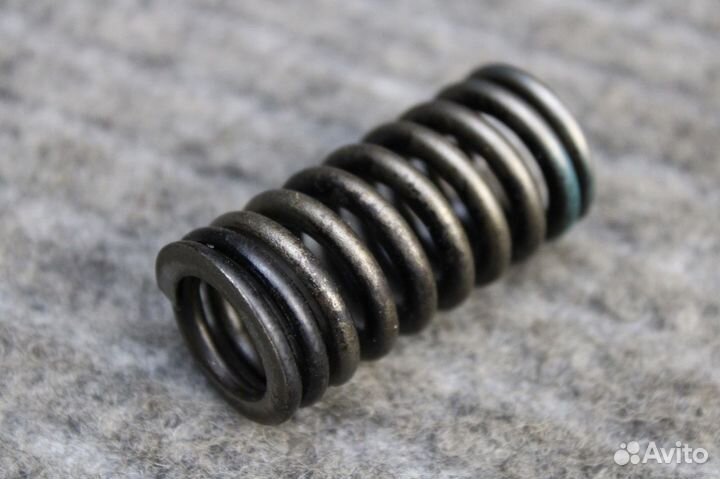 Пружина клапана Mitsubishi Lancer CS3A 4G18