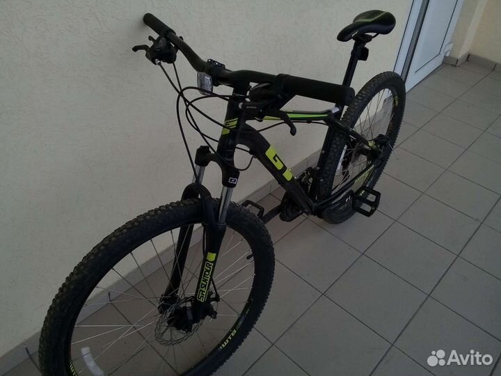 Велосипед GT агрессор 27.5