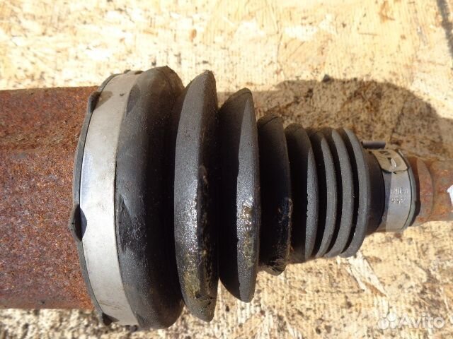 Полуось передняя L Ford Fusion 2 USA DG913B437GC