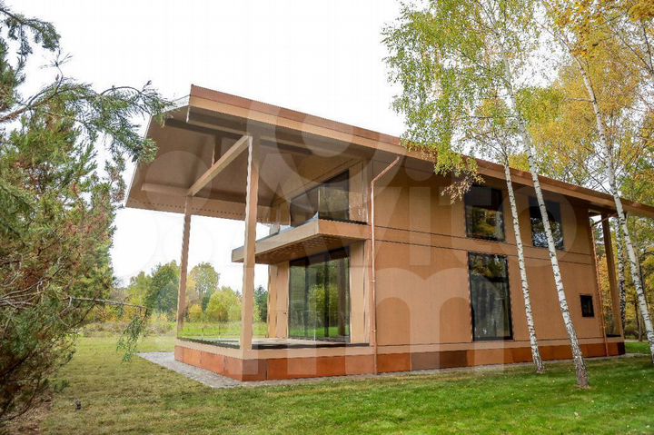 Дом 230 м² на участке 15 сот.