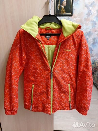 Куртка для девочки 146