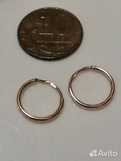 Золотые серьги