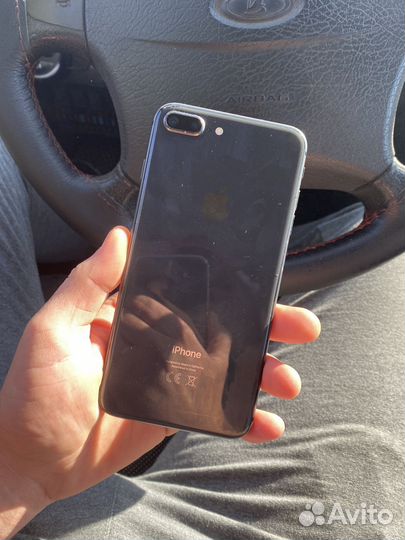 iPhone 8 Plus, 64 ГБ