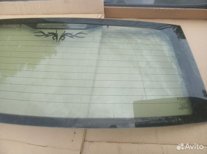 Стекло заднее фиат пунто 188