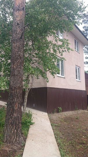 Дом 100 м² на участке 10 сот.